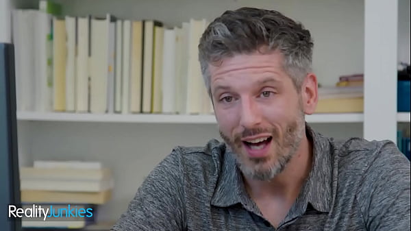 REALITYJUNKIES – Big Boobed Beauty Teases With Nipple Play Before Getting Pounded And Spooned On The Couch